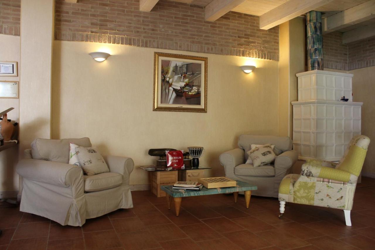 Locanda Belvedere Saludecio Exterior photo